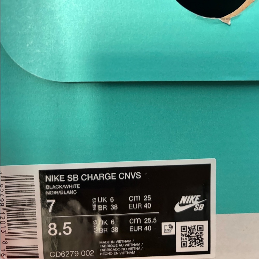 New Men’s Nike SB Charge Canvas Skateboarding Shoes  Black White - Picture 6 of 7